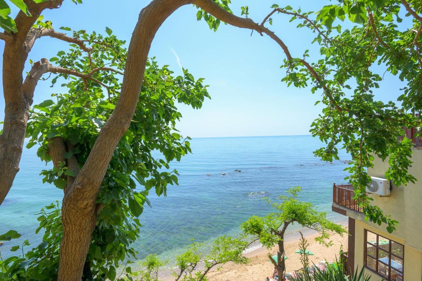 Otel Morski Briag 3*