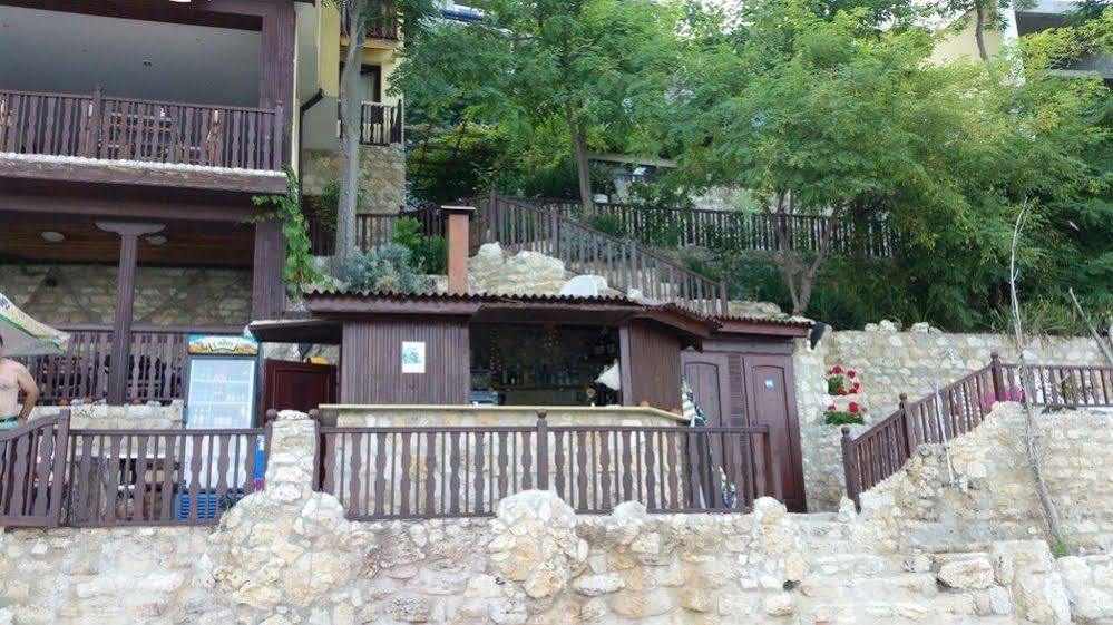 Otel Morski Briag 3*
